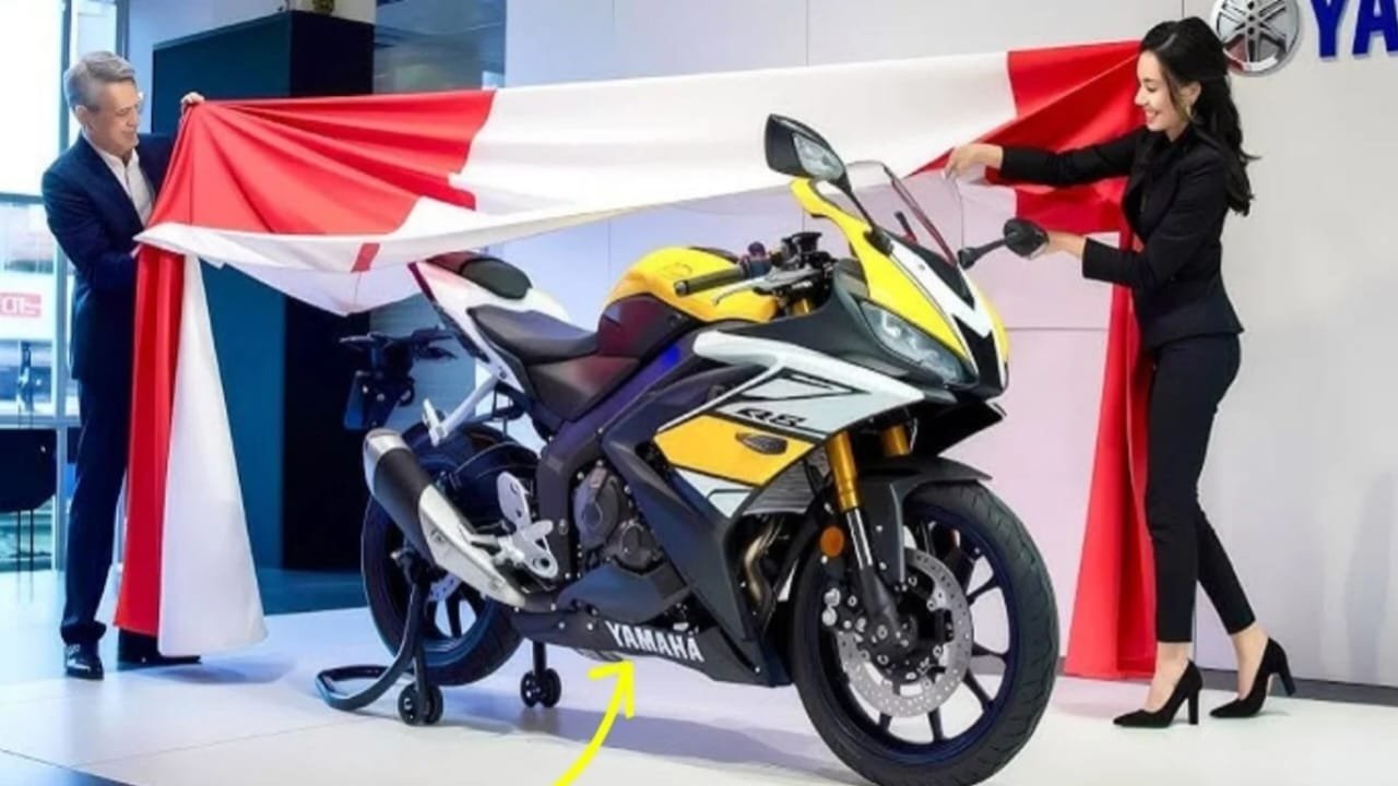 Yamaha R15 V5 Launches – 155cc Liquid-Cooled Engine, 18.5PS Power & Aggressive Sporty Design with LED Display at ₹55,000!
